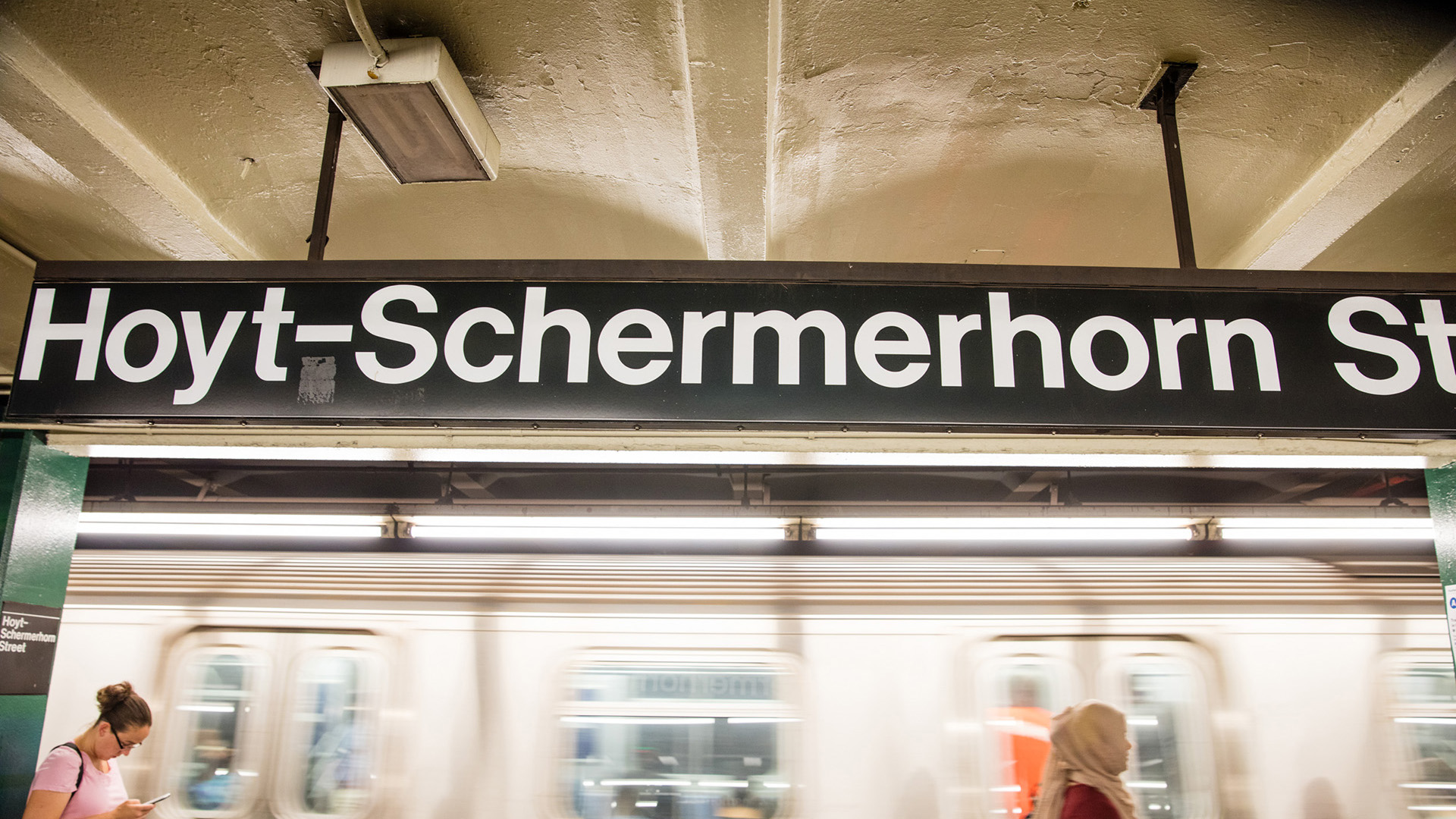 Hoyt-Schermerhorn Subway Sign